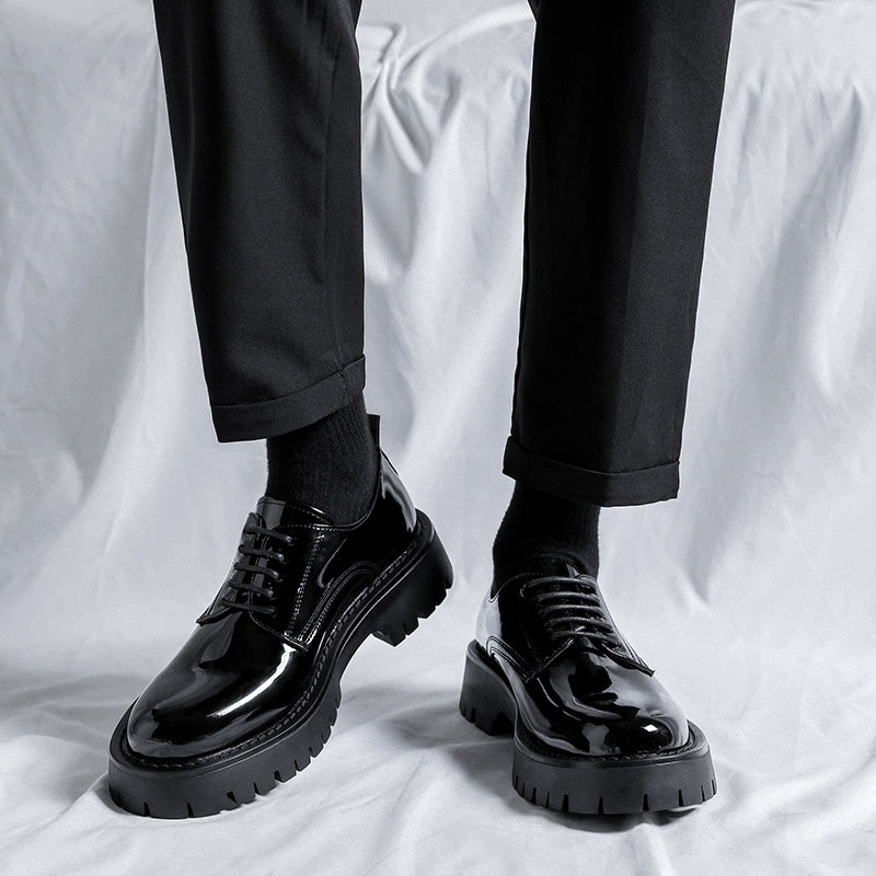 Classic Men's Shoe Nero Lucido / 38