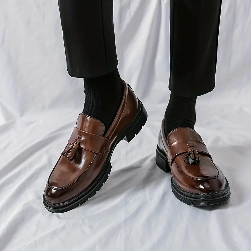 Elegant Men's Loafers with Tassels Marrone / 44 Elegant Men's Loafers with Tassels Marrone / 44